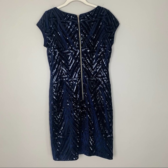 Eliza J Sequin Velvet Sheath Dress Navy High Neck Short Sleeve Mini Size 6 - Picture 3 of 12
